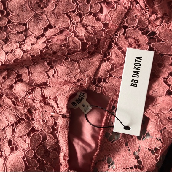 BB Dakota Priscilla Lace Romper - Picture 5 of 7